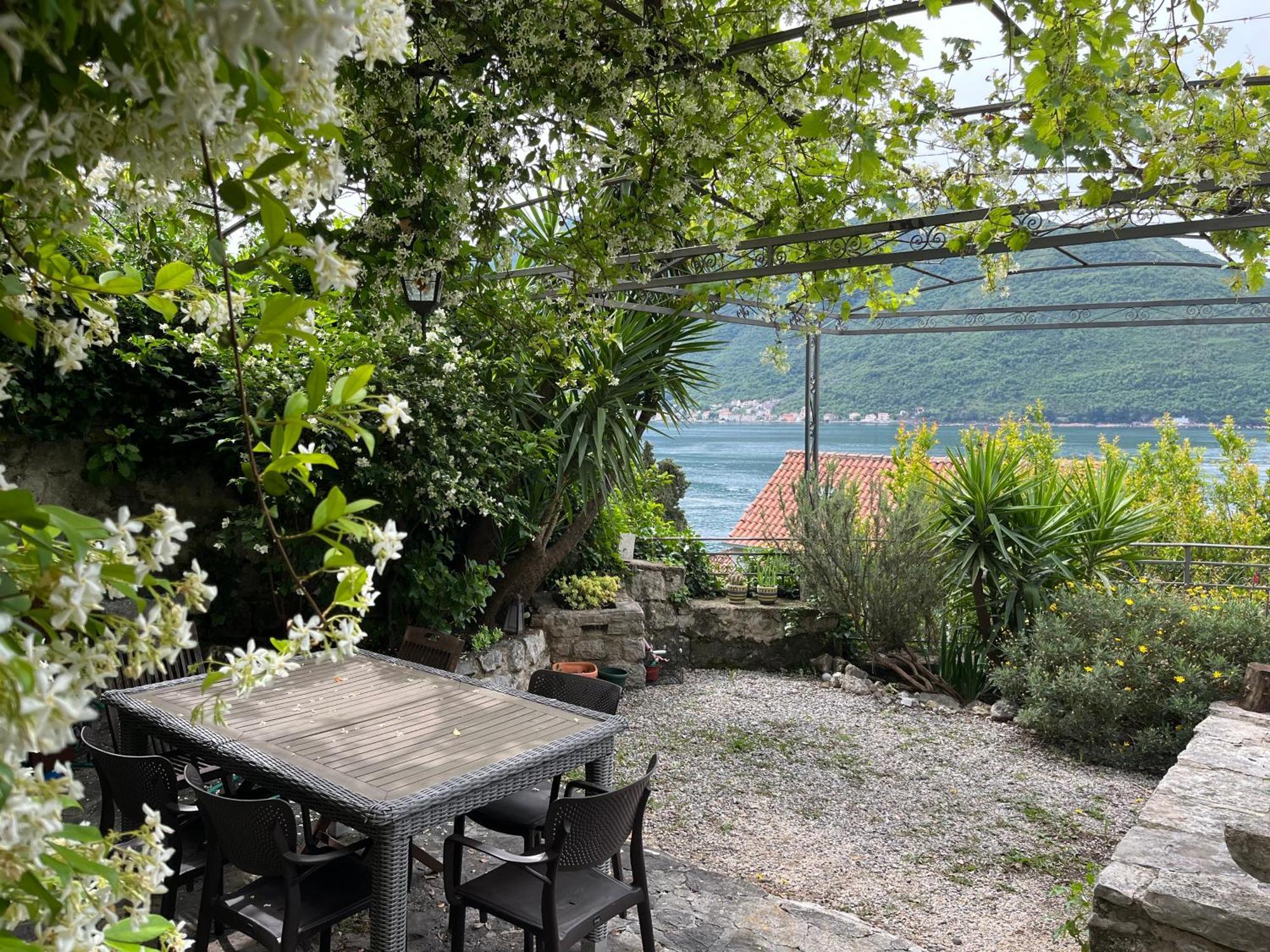 Ferienwohnung Be Happy In Perast Exterior foto